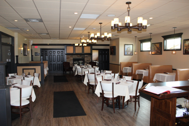 Cafe Fiore Cromwell - dining room