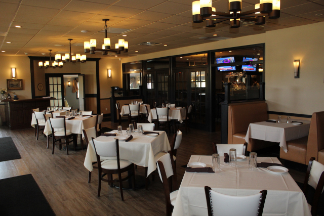Cafe Fiore Cromwell - dining room